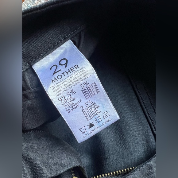 Mother Denim Ankle Fray - Guilty as Sin Wash - Picture 4 of 8